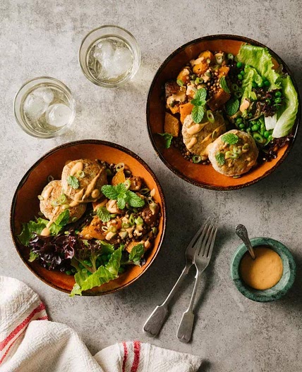 Bunless Moroccan Chicken Burgers