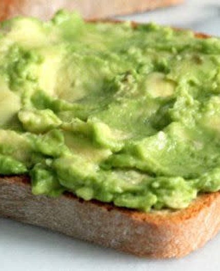 Tostada con aguacate