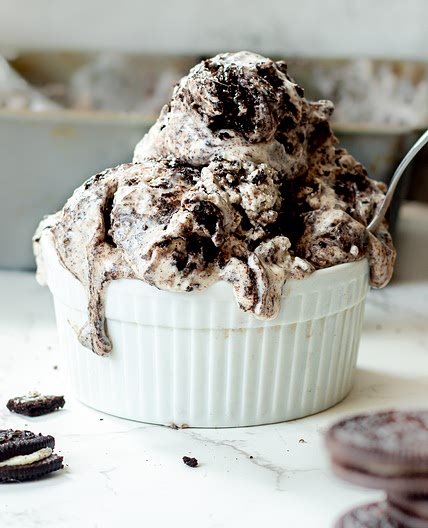 Oreo Ice Cream Recipe - No Churn, No Ice Cream Maker!