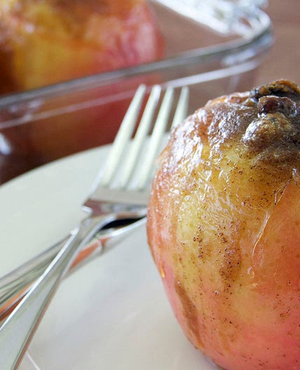 Baked Apples with Brown Sugar and Raisins