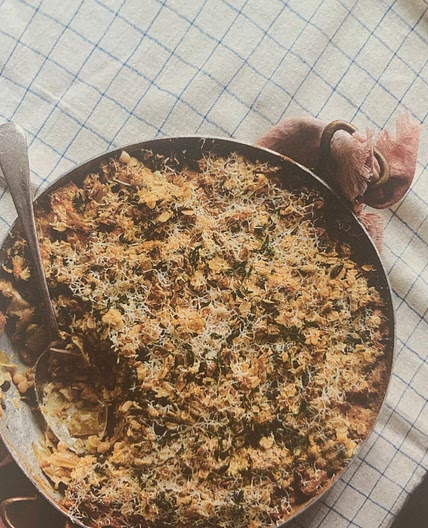 Creamy parsnip and white bean crumble