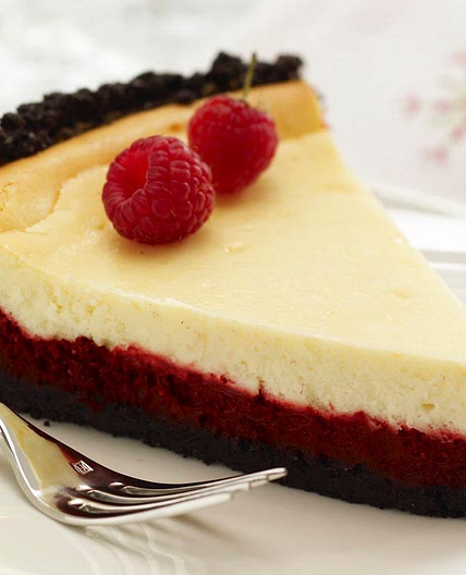 Red Velvet Cheesecake