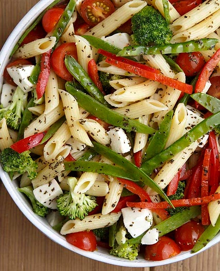Basil & Garlic Vegetable Pasta with Balsamic Vinaigrette`