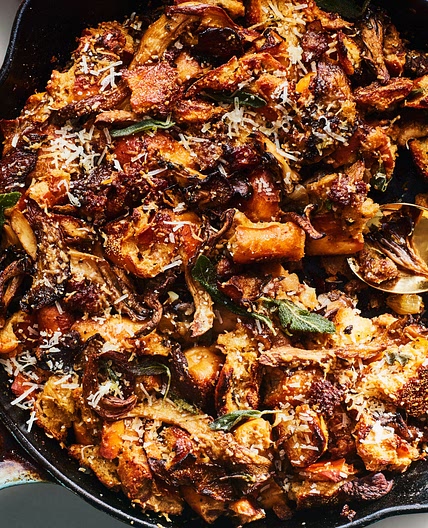 Skillet Stuffing with Italian Sausage and Wild Mushrooms Recipe