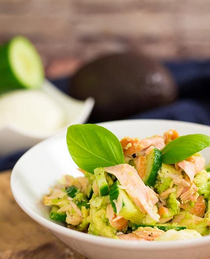 Avocado-Lachs Bowl