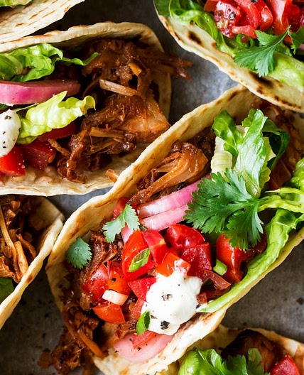 Pulled jackfruit tacos