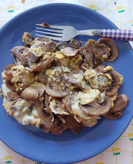 Champis y huevo