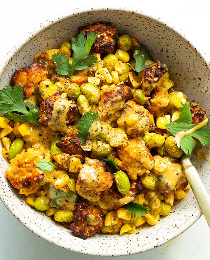 Sriracha Lime Air Fryer Tempeh Bowl