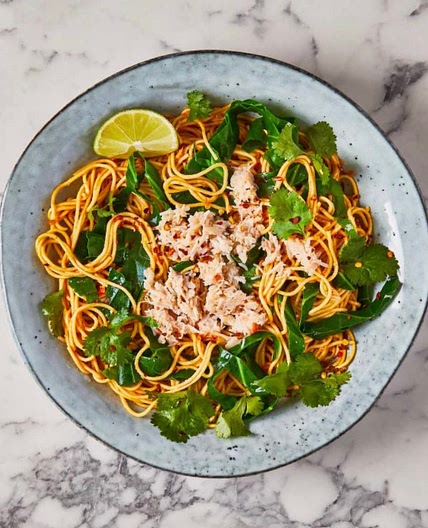 Chilli Crab & Vegetable Egg Noodles