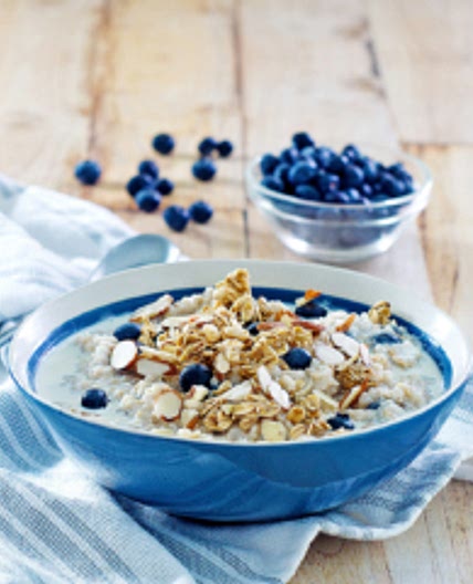 Blueberry Almond Oatmeal