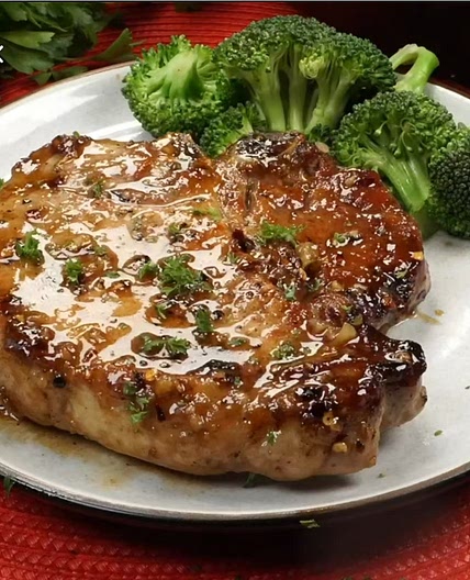 Galric brown sugar porkchops