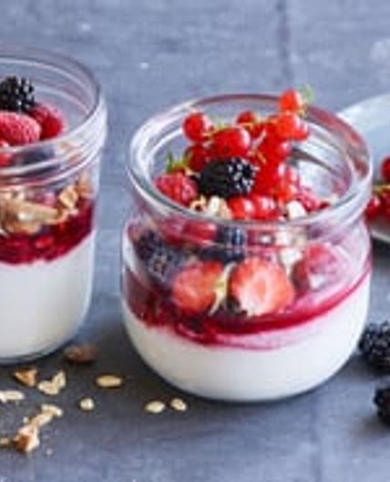 Schnelles Beeren-Müesli
