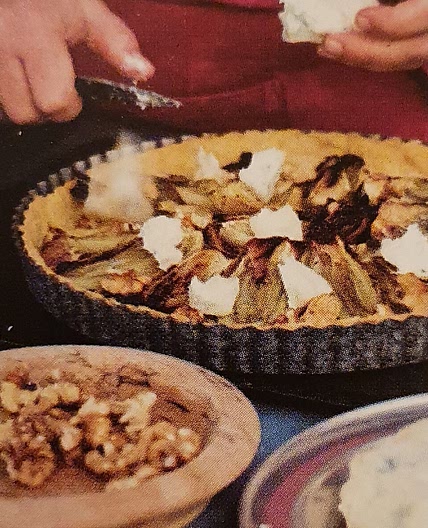 Fennel and walnut tart