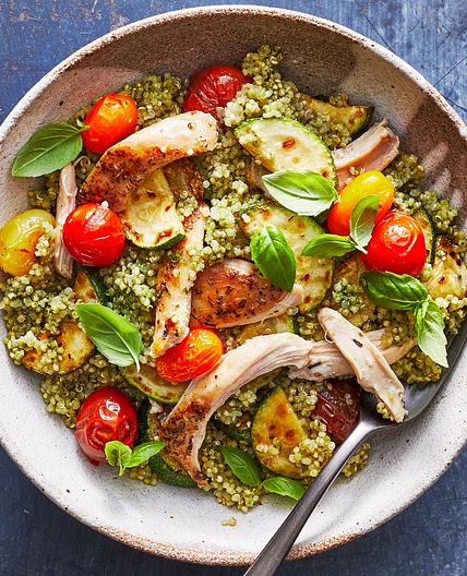 Pesto Chicken Quinoa Bowls