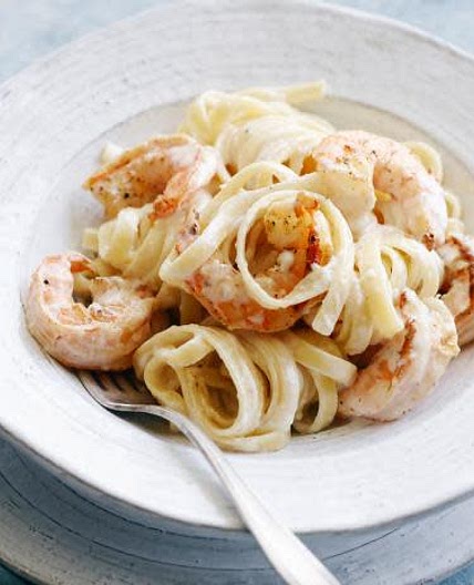 Shrimp fettuccini Alfredo Gamberetto/Pollo Fettuccini Alfredo