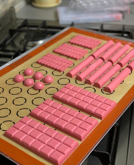 Raspberry chocolate (Valrhona inspiration)