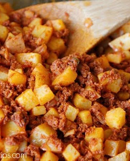 Papas con chorizo