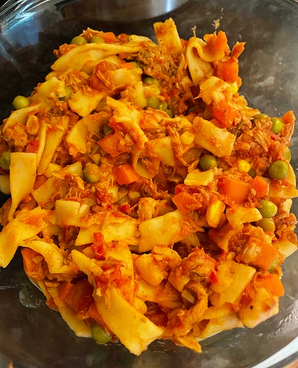 Tuna pasta in tomato sauce
