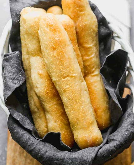 Easy Homemade Breadsticks
