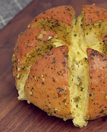 Cream Cheese Garlic Bread