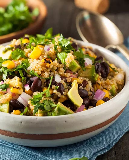 Quinoa salad à la mexicaine