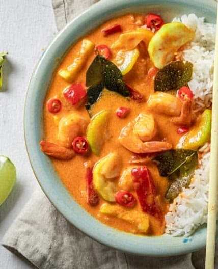 Prawn red Thai curry with coconut rice