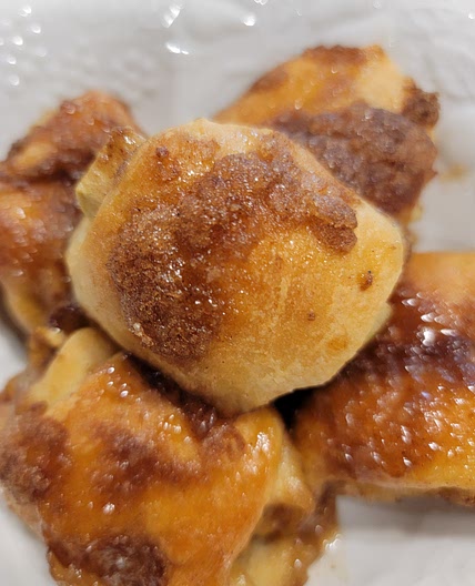 Fast fixin's Apple dumplings
