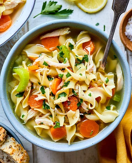 Chicken Noodle Soup (Quick+ Easy!)