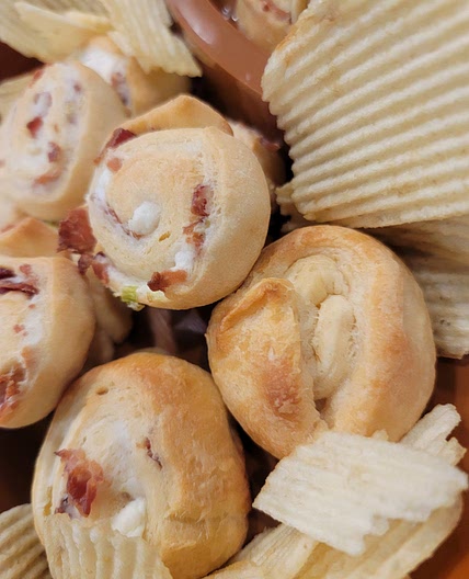 Tailgating Time Bacon and cream cheese Pinwheels