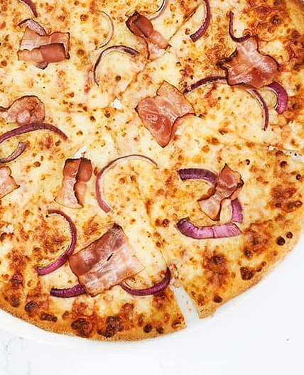 pizza bacon & onion