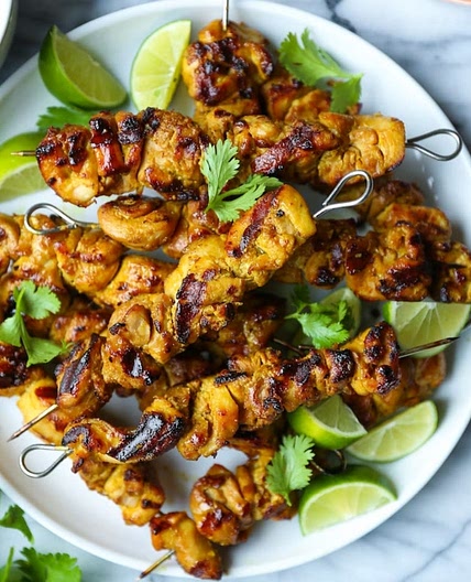 Chicken Satay w/ Peanut Sauce