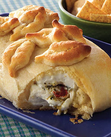 Baked Pesto and Sun-Dried Tomato Appetizer