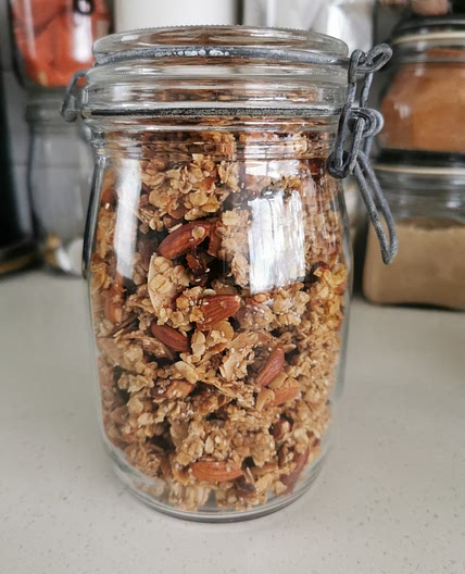 Granola (toasted)