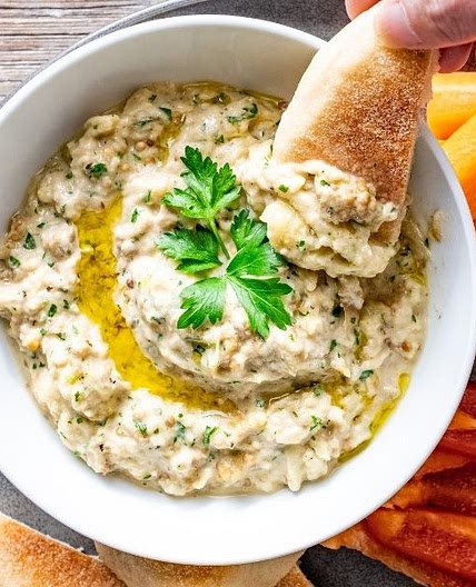 Easy Baba Ganoush (Eggplant Dip)