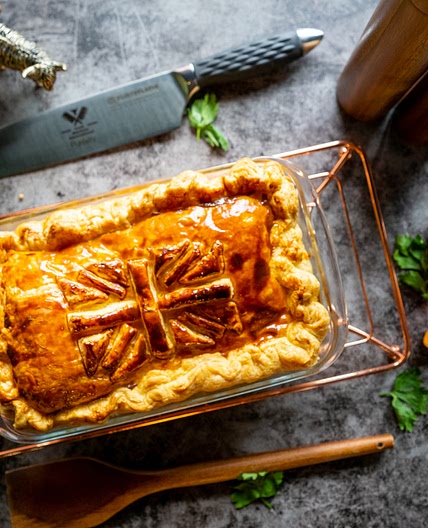 Steak, Onion & Stilton Pie by Pureety