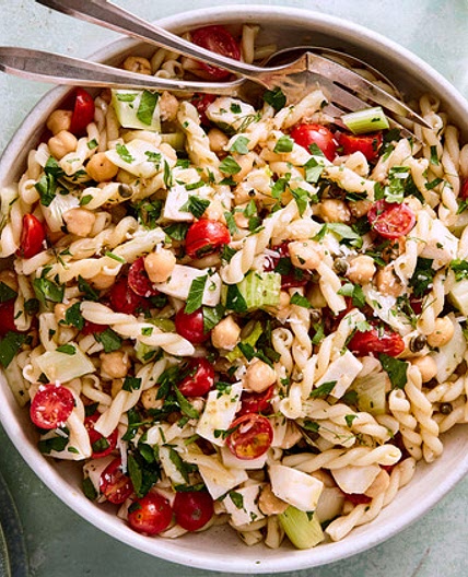 Pasta Salad with Tomatoes, Mozzarella, and Chickpeas