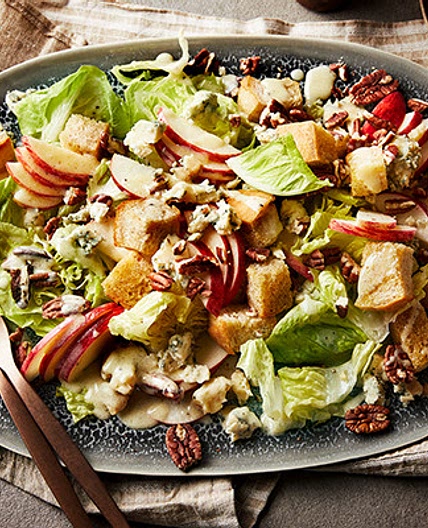 Apple, pecan & blue cheese salad