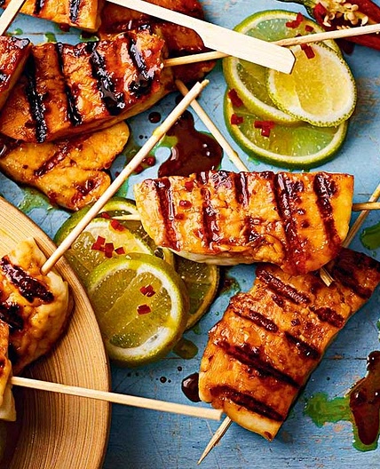 Chilli halloumi skewers
