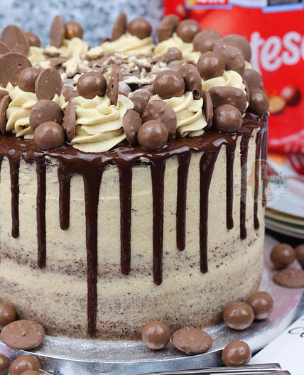 Malteser Drip Cake!