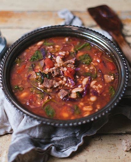 Soupe toscane au boeuf, aux légumes et à la bière rousse