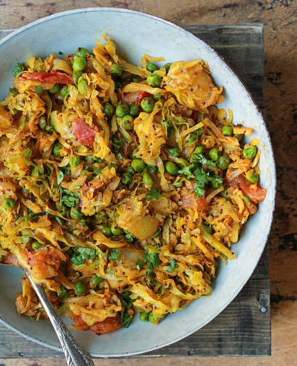 Potato Cabbage Peas dry curry | Aloo Patta Gobi Mattar