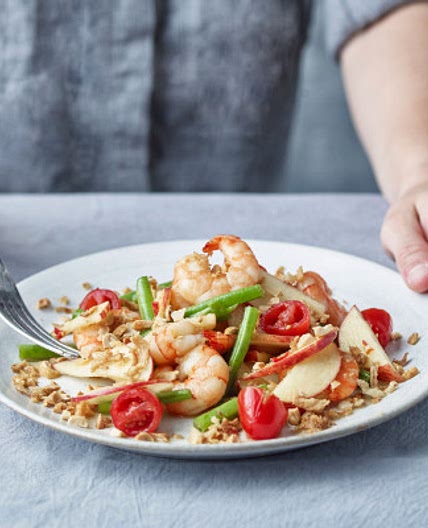 Thai-style apple and prawn salad