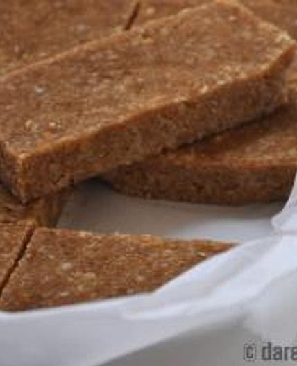 4-Ingredient Protein Bars