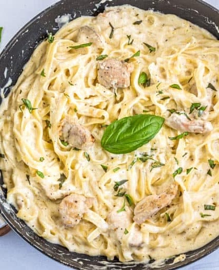 Creamy Alfredo Chicken Pasta