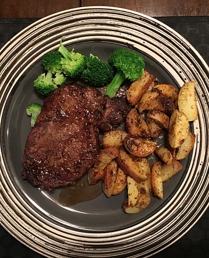 Filet Mignon with Rich Balsamic Glaze