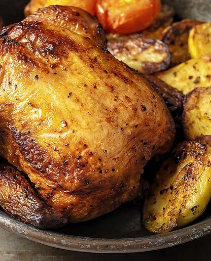 Best Slow-cooked Chicken Recipe: Fall-Off-the-Bone Slow-Cooker Whole Roasted Chicken Recipe Is Delicious & Affordable | Slow Cooker | 30Seconds Food