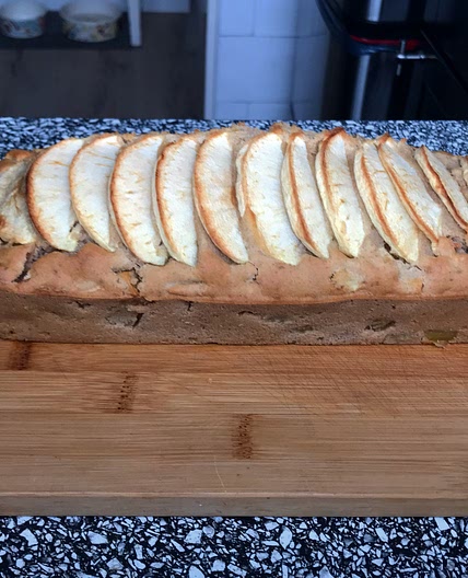 Apple Cake