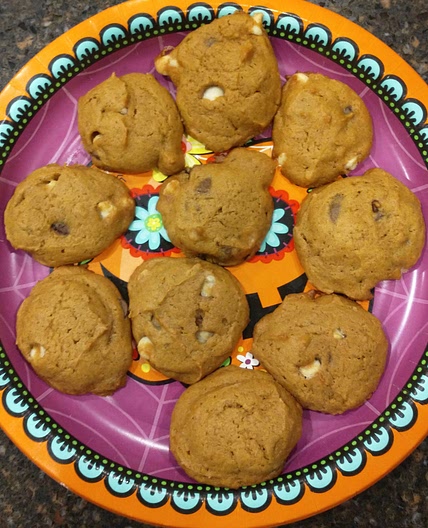 Pumpkin Chocolate Chip Cookies