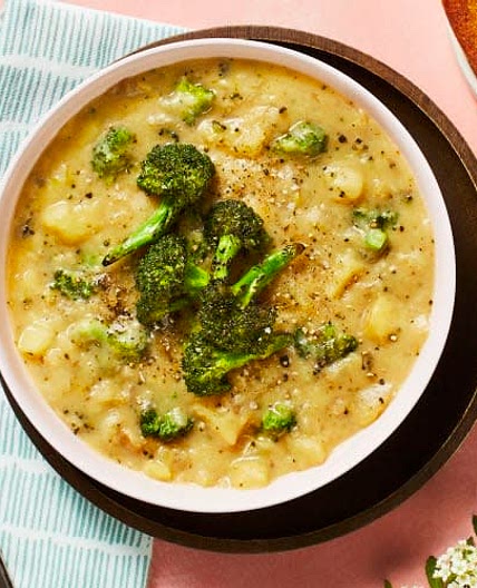 Roasted broccoli potato chowder