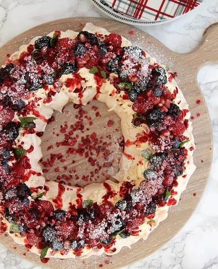 Christmas Pavlova Wreath!